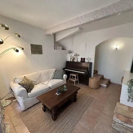 Semesterbostad Historic Centre Location Charming House With Style